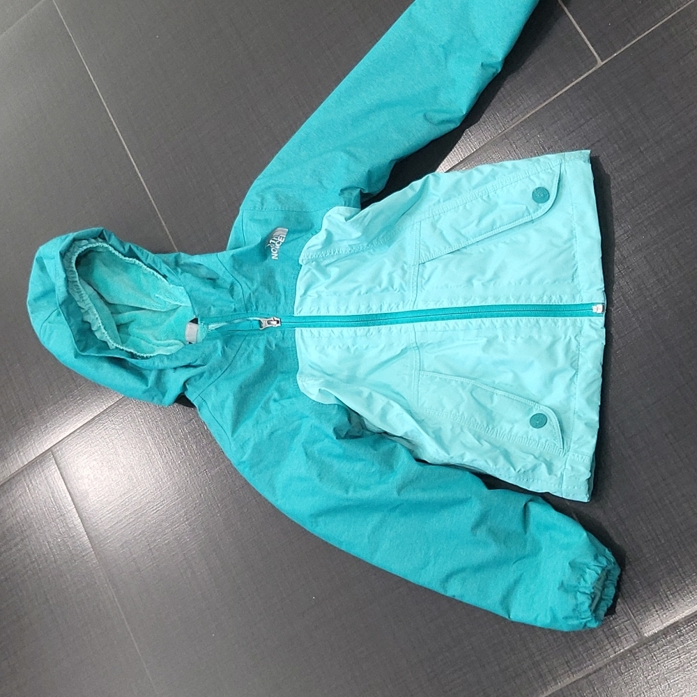 Girls North Face jacket